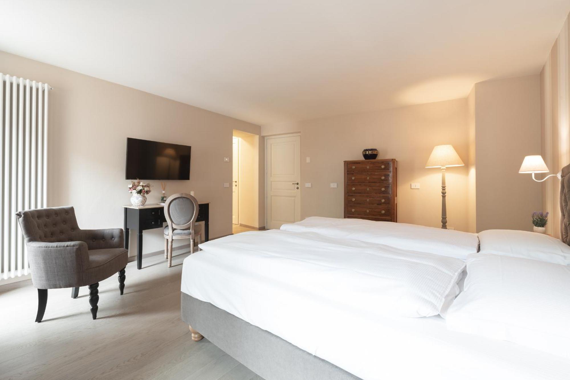 Antico Borgo B&B Cannobio Room photo