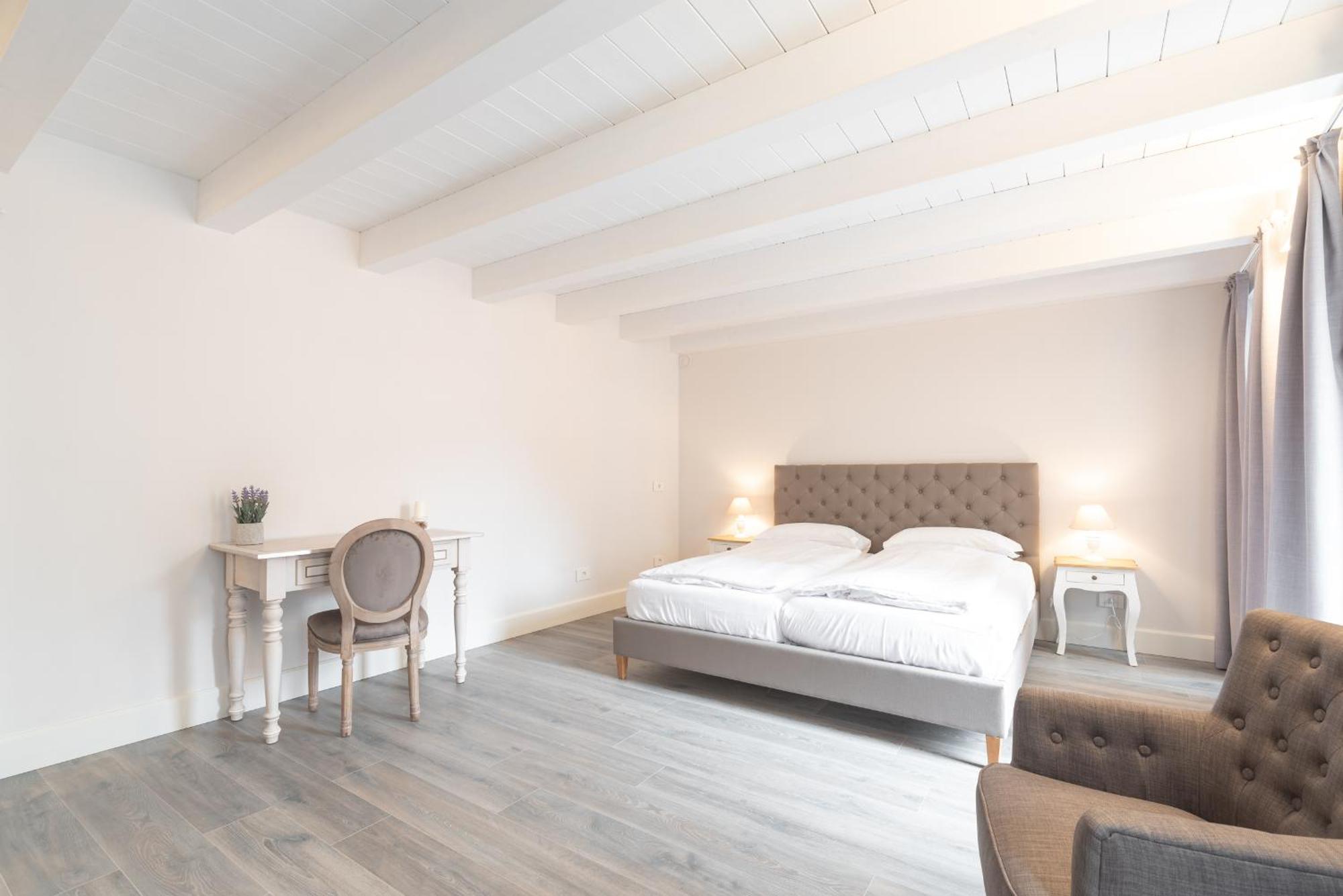 Antico Borgo B&B Cannobio Room photo